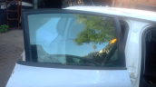 Oto Çıkma Parça / Peugeot / 208 / Oto Cam / Kapı Camları / Çıkma Parça 