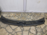 Oto Çıkma Parça / Land Rover / Freelander / Oto Cam / Ön Cam Izgarası / Çıkma Parça 