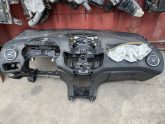 Oto Çıkma Parça / Ford / Fiesta / Göğüslük & Torpido / Komple Torpido / Çıkma Parça 