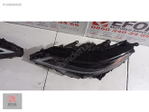 Oto Çıkma Parça / Toyota / Corolla / Far & Stop / Sağ Ön Far / Çıkma Parça 