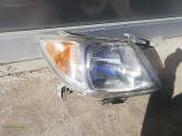 Oto Çıkma Parça / Toyota / Hilux / Far & Stop / Sağ Ön Far / Çıkma Parça 