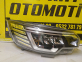 Oto Çıkma Parça / Renault / Trafic / Far & Stop / Sağ Ön Far / Çıkma Parça 