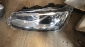 Oto Çıkma Parça / Volkswagen / Jetta / Far & Stop / Sağ Ön Far / Çıkma Parça 