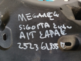 Oto Çıkma Parça / Renault / Megane / Elektrik / Sigorta Kutusu / Çıkma Parça 