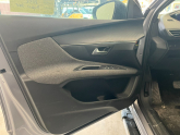 Oto Çıkma Parça / Peugeot / 3008 / Kaporta & Karoser / Sol Ön Kapı / Çıkma Parça 