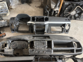 Oto Çıkma Parça / Volkswagen / Amarok / Göğüslük & Torpido / Komple Torpido / Çıkma Parça 