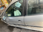Peugeot 206 sol ön kapı