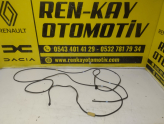 DACİA DUSTER ARKA CAM SU FİSKİYESİ HORTUMU ORJ ÇIKMA RENKAY