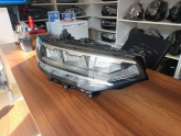 Oto Çıkma Parça / Volkswagen / Passat / Far & Stop / Sağ Ön Far / Çıkma Parça 