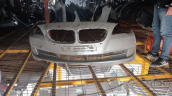 BMW F10 5 serisi dolu ön Tampon çıkma