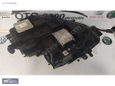 Oto Çıkma Parça / Volkswagen / Tiguan / Far & Stop / Sağ Ön Far / Sıfır Parça 