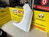 Oto Çıkma Parça / Renault / Clio / Tampon / Sis Farı Çerçevesi / Çıkma Parça 