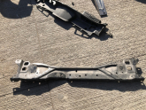 MERCEDES E SERİSİ W212 ÖN PANEL ÜST SACI