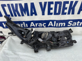 Oto Çıkma Parça / Toyota / Corolla / Far & Stop / Sol Ön Far / Çıkma Parça 