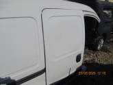 Oto Çıkma Parça / Renault / Kangoo / Kaporta & Karoser / Sağ Sürgülü Kapı / Çıkma Parça 