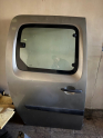Oto Çıkma Parça / Renault / Kangoo / Kaporta & Karoser / Sağ Sürgülü Kapı / Çıkma Parça 