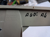 Oto Çıkma Parça / Audi / A4 / Elektrik / Çakmaklık / Çıkma Parça 