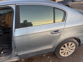 Volkswagen Passat sol arka kapı