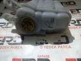 Oto Çıkma Parça / Audi / A4 / Radyatör / Yedek Su Deposu / Çıkma Parça 