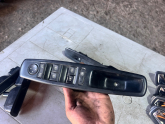 Oto Çıkma Parça / Renault / Fluence / Oto Cam / Cam Düğmesi / Çıkma Parça 