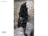 Oto Çıkma Parça / Nissan / Qashqai / Far & Stop / Sağ Ön Far / Çıkma Parça 