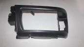 U010-50-740TC B2500 1997-2000 FAR ÇERÇEVESİ SİYAH SAĞ