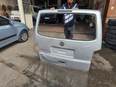 VW CARAVELLE GRİ BAGAJ KAPAĞI ORJINAL