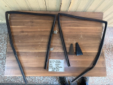 VOLKSWAGEN POLO CLASSİC SOL ARKA KAPI CAM FİTİLİ LASTİĞİ 95-01