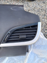 Oto Çıkma Parça / Peugeot / 207 / Göğüslük & Torpido / Havalandırma Izgaraları / Çıkma Parça 