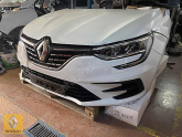 Oto Çıkma Parça / Renault / Megane / Tampon / Ön Tampon / Çıkma Parça 