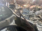 Oto Çıkma Parça / Renault / Megane / Kaporta & Karoser / Bagaj Menteşesi / Çıkma Parça 