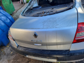 Megane 2 bagaj kapağı hatasız orjinal