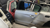 Oto Çıkma Parça / Volkswagen / Passat / Oto Cam / Kapı Camları / Çıkma Parça 