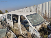 VOLKSWAGEN TRANSPORTER T5 (KESME) TAVAN ARKA ŞASİ ÇAMURLUK