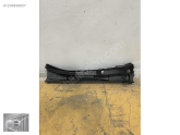 Oto Çıkma Parça / Toyota / Corolla / Oto Cam / Ön Cam Izgarası / Çıkma Parça 