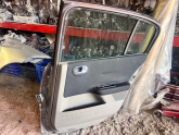 Oto Çıkma Parça / Renault / Megane / Kaporta & Karoser / Sağ Arka Kapı / Çıkma Parça 