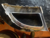 Oto Çıkma Parça / Renault / Scenic / Tampon / Sis Farı Çerçevesi / Çıkma Parça 