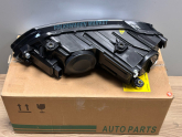 Oto Çıkma Parça / Volkswagen / Jetta / Far & Stop / Sağ Ön Far / Sıfır Parça 