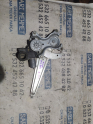 Oto Çıkma Parça / Toyota / Hilux / Oto Cam / Cam Krikosu / Çıkma Parça 