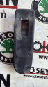 5K0867256 vw golf 6 sağ ön kapı cam düğmesi yuvası çerçevesi