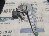 Oto Çıkma Parça / Toyota / Auris / Oto Cam / Cam Krikosu / Çıkma Parça 