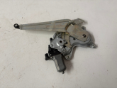 SUZUKİ SWİFT SAĞ ARKA KAPI CAM KRİKOSU