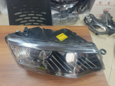 Oto Çıkma Parça / Skoda / Octavia / Far & Stop / Sağ Ön Far / Çıkma Parça 