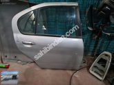 OTO CEMDEN ÇIKMA NİSSAN PRİMERA P11 SAĞ ARKA KAPI