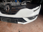 Oto Çıkma Parça / Renault / Megane / Tampon / Sis Farı Çerçevesi / Çıkma Parça 
