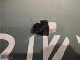 Oto Çıkma Parça / Nissan / Primera / Oto Cam / Cam Düğmesi / Çıkma Parça 