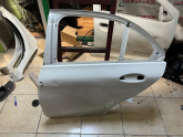 MERCEDES C SERİSİ W205 KASA BEYAZ SOL ARKA KAPI ORJINAL