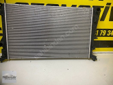 Oto Çıkma Parça / Renault / Megane / Radyatör / Su Radyatörü / Çıkma Parça 