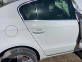 VOLKSWAGEN PASSAT B7 ARKA SAĞ KAPI