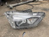Hyundai Bayon sağ ön far